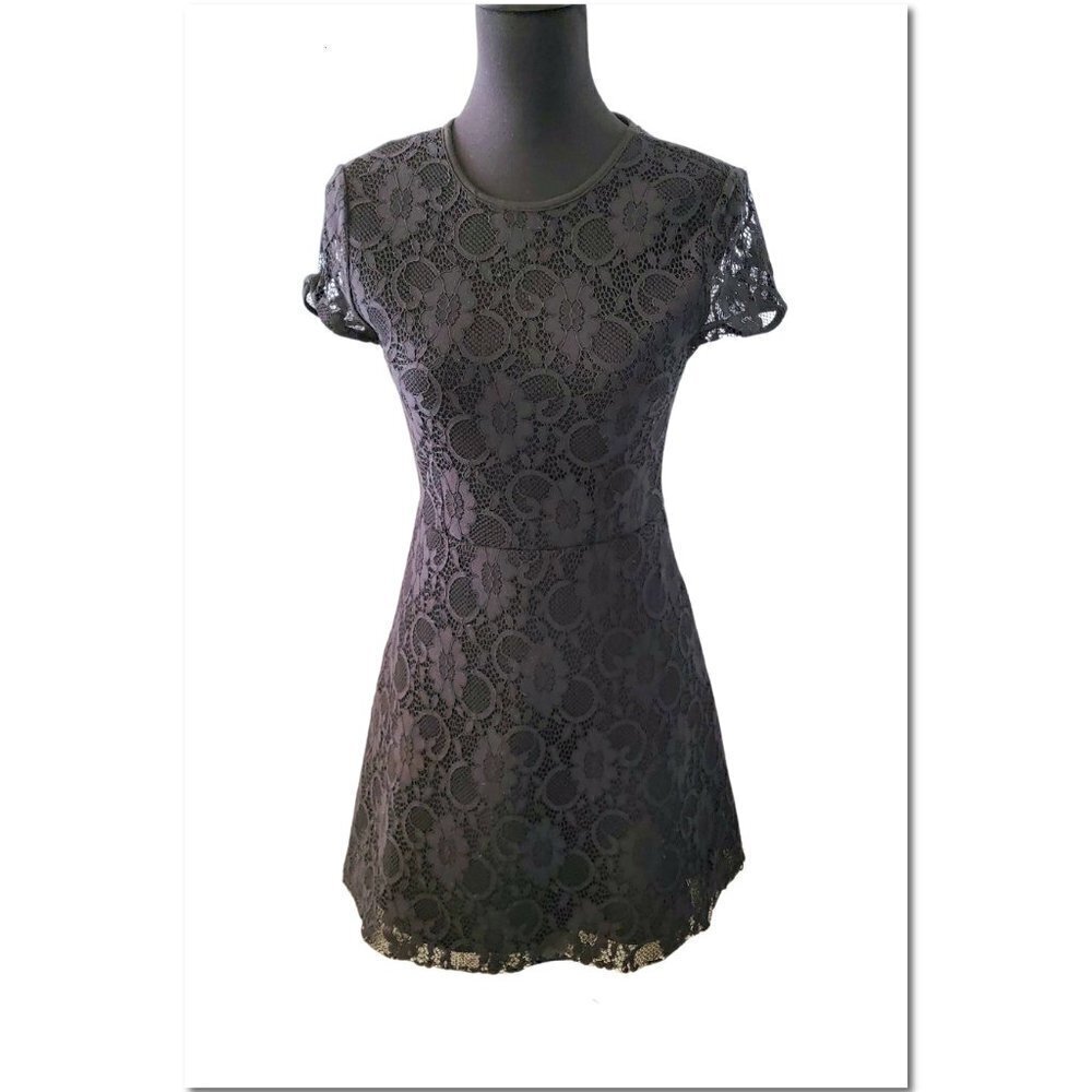 Forever 21 Black Crochet Stencil Lace Lined Dress Size Small